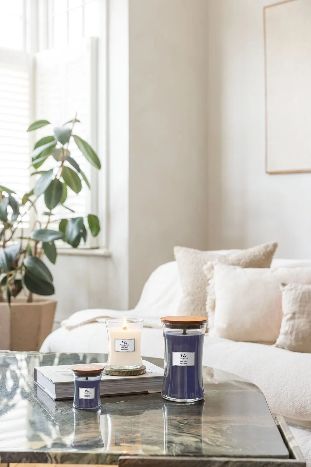 VANILLA_MUSK_HINOKI_DAHLIA_LIVING_029