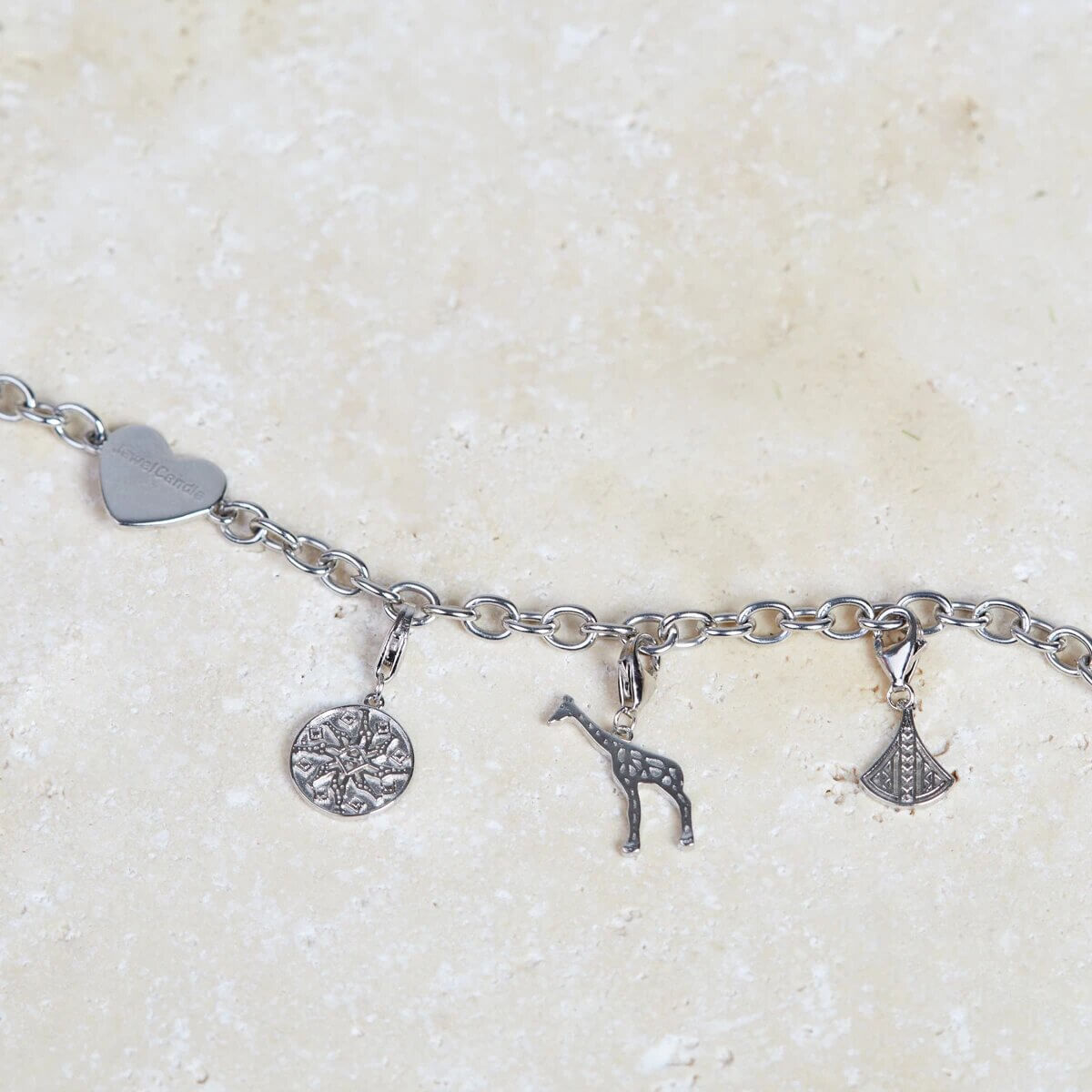 Blossom the Giraffe (Charm) 400g