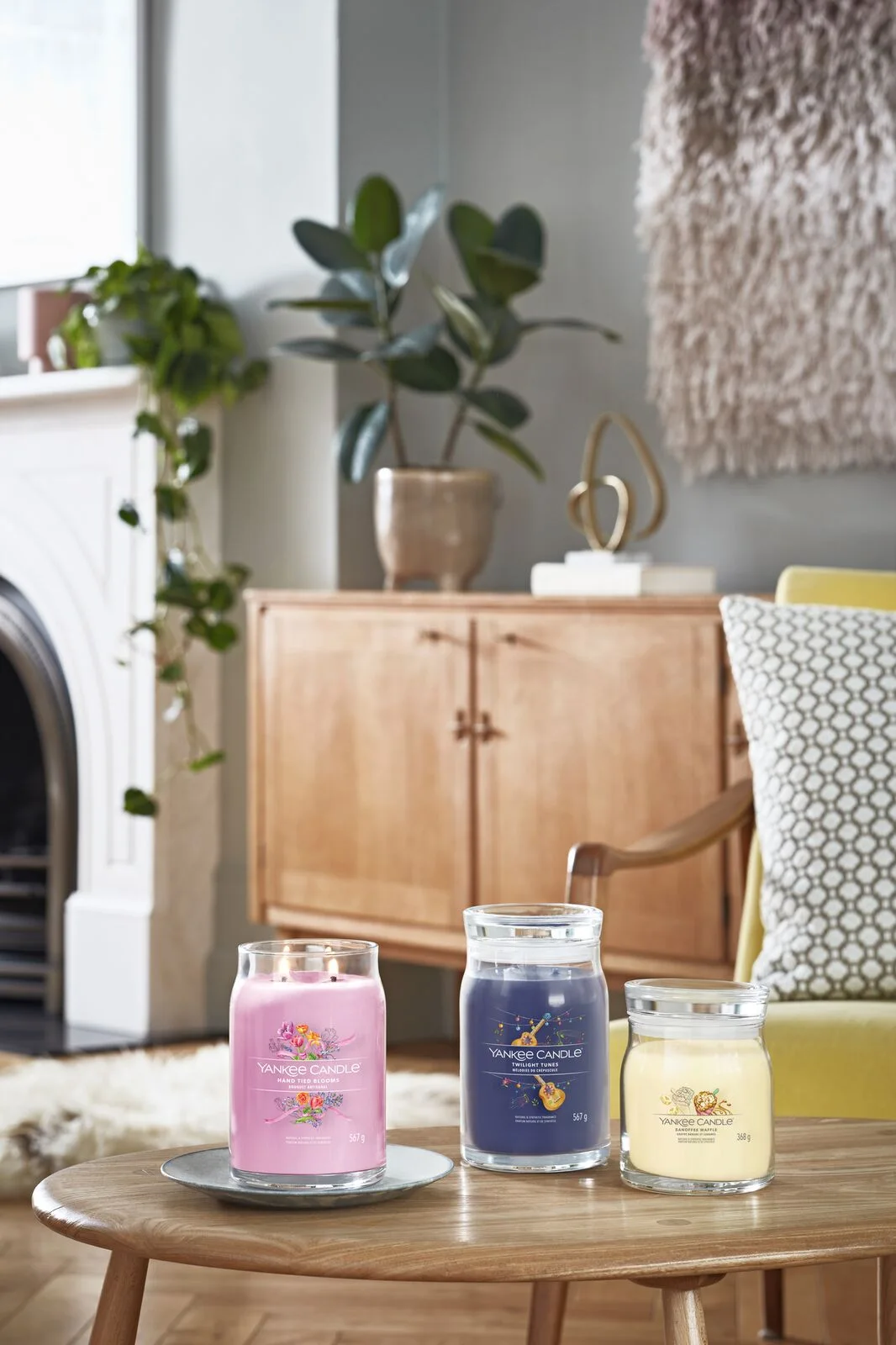 YC_SS23_0981_HRU-1 Hand Tied Blooms Signature Multiwick Tumbler 340g 5-Docht
