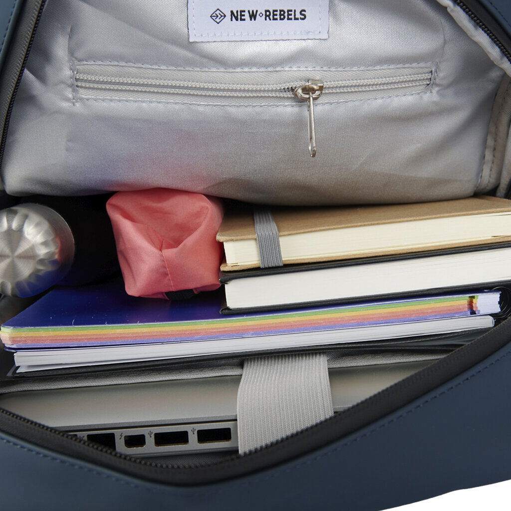 Bowie - Cape Coral Rolltop Rucksack navy