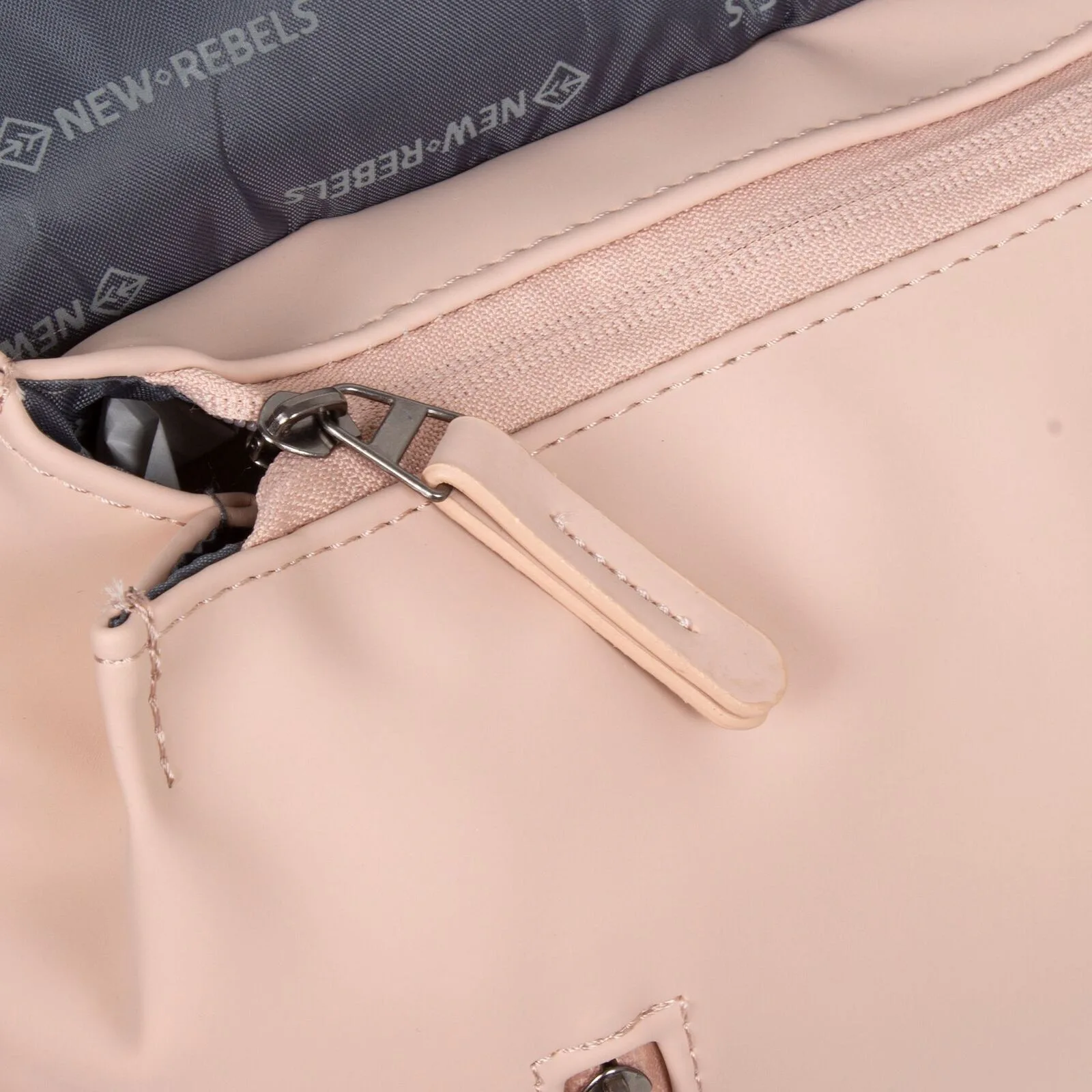uDh_o3ok Daley - Washington Rucksack hellrosa