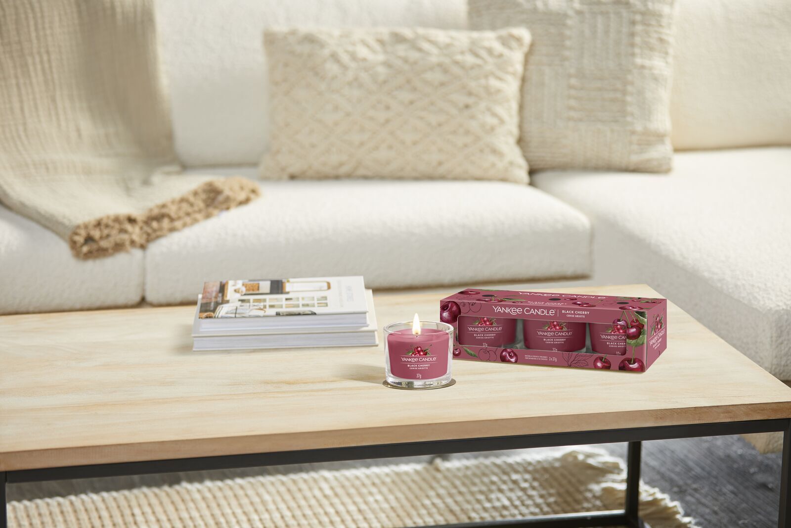 filled-votives_Set-2_Black-Cherry Black Cherry 37g Glasvotivkerze 3er Pack