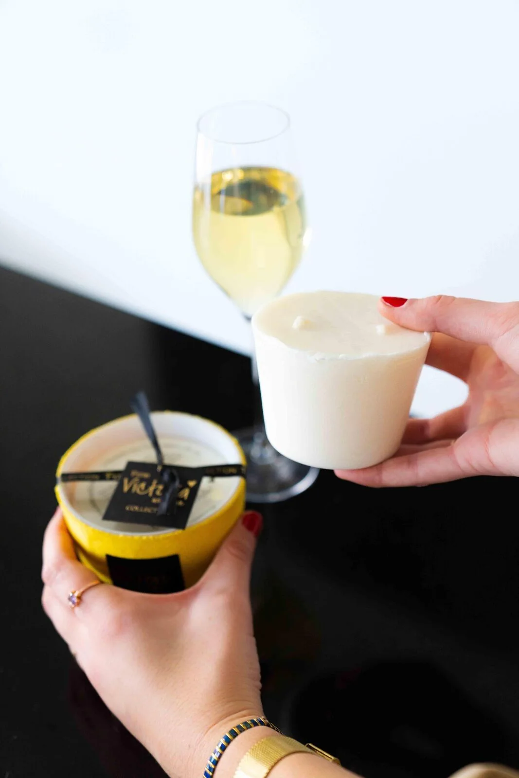 Victoria-With-Love-Scented-Luxury-Design-Candles-15 Nachfüller Victoria 3370g