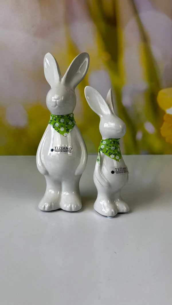 Hase Gabrio mit Halstuch grün 21cm cremeweiß