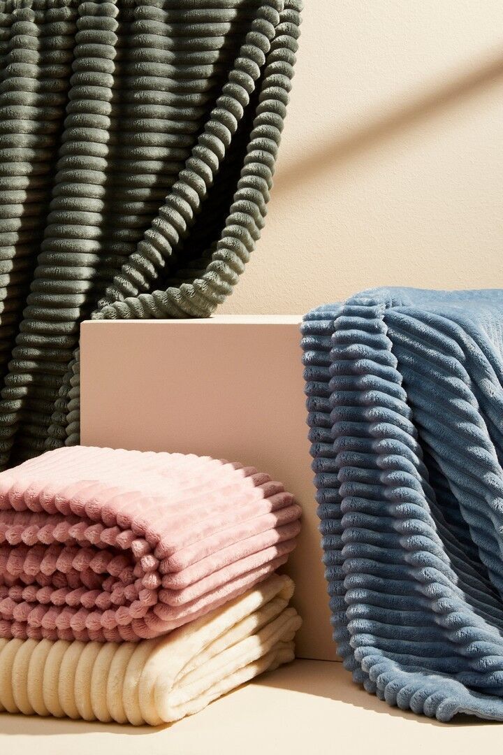 194815 Kuscheldecke Rachele elfenbein 150x200