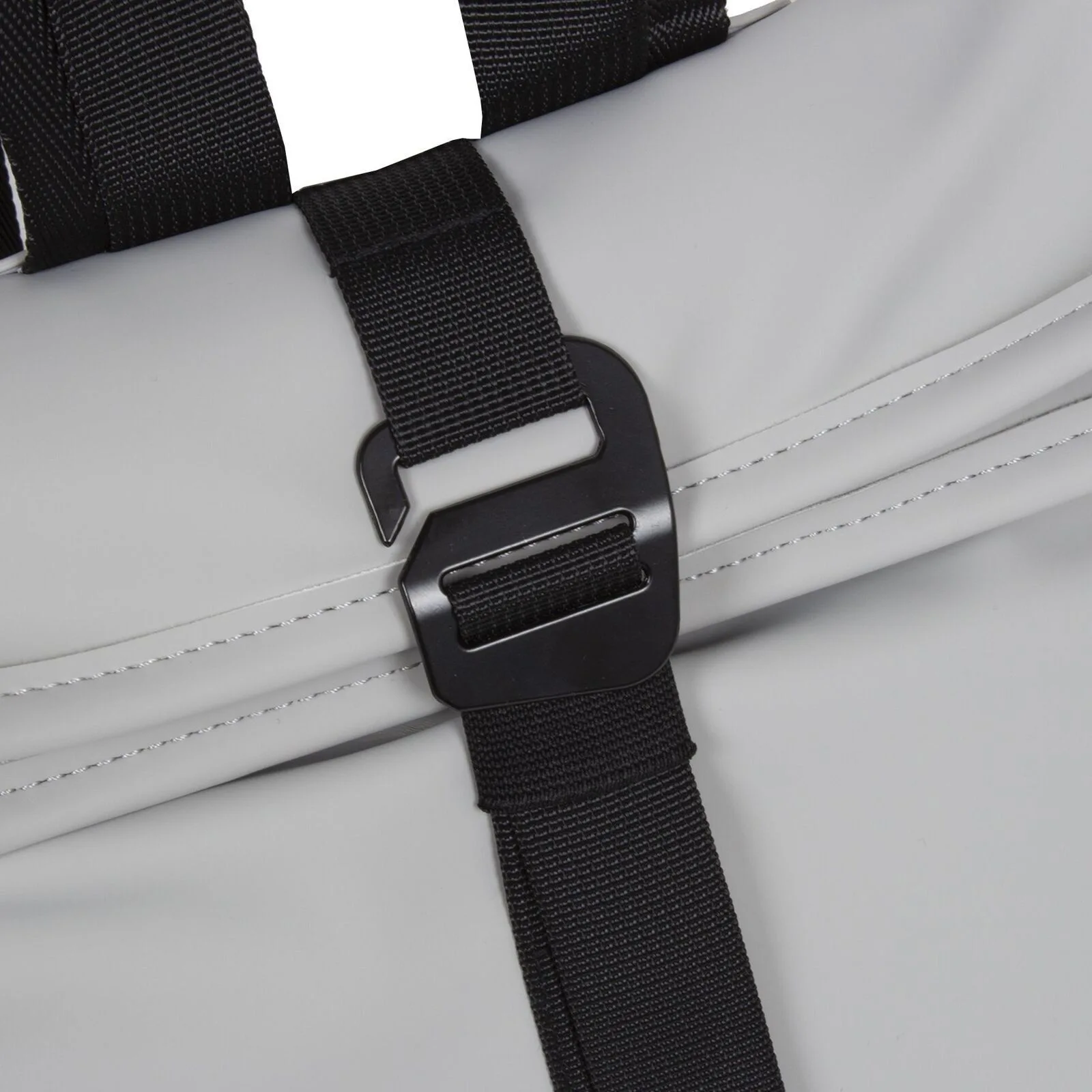17iaq2Qc Mart - Los Angeles Rolltop Mini Rucksack grau