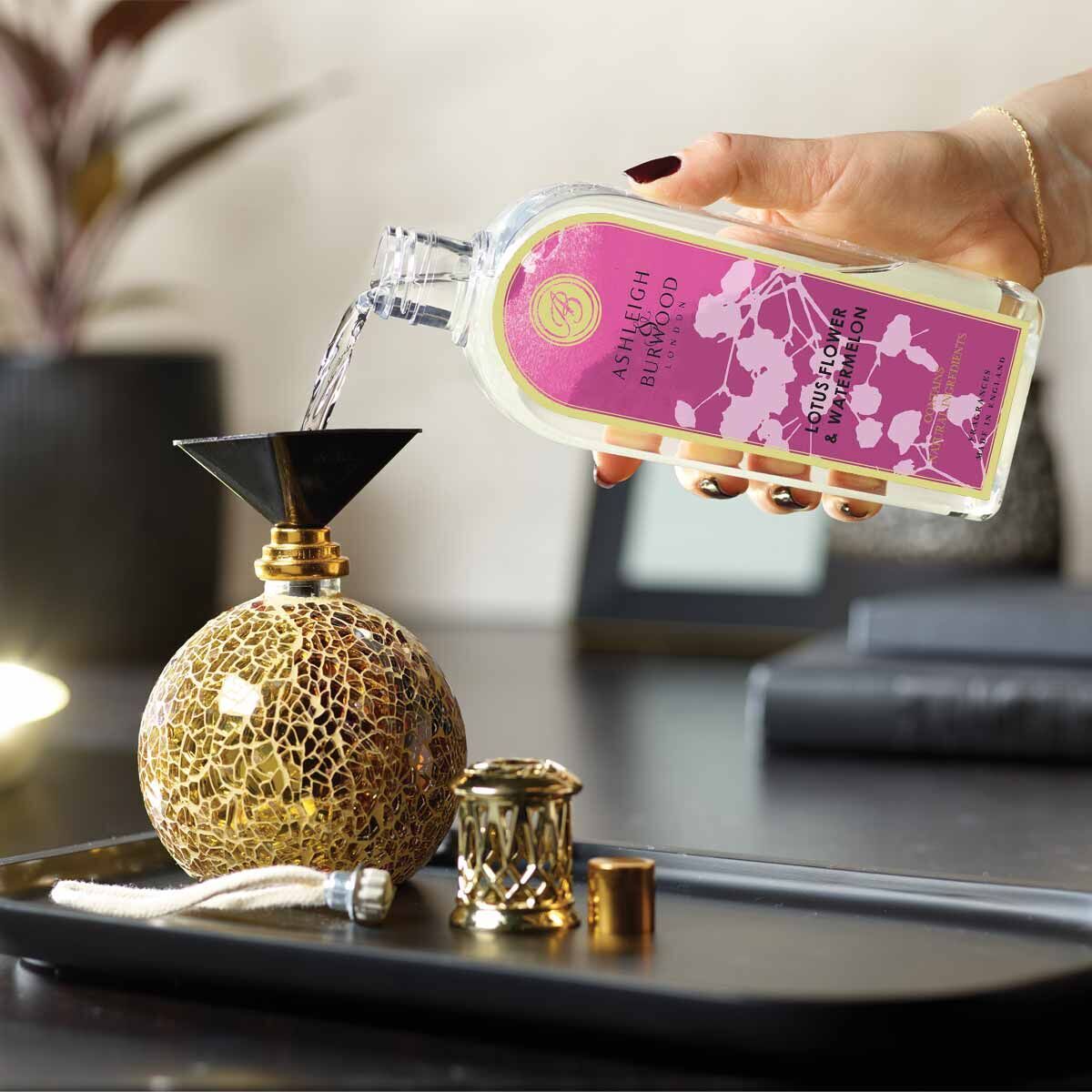 BLPFL507-In-Use Lotus Flower & Watermelon 250ml Duftlampenöl Nachfüller