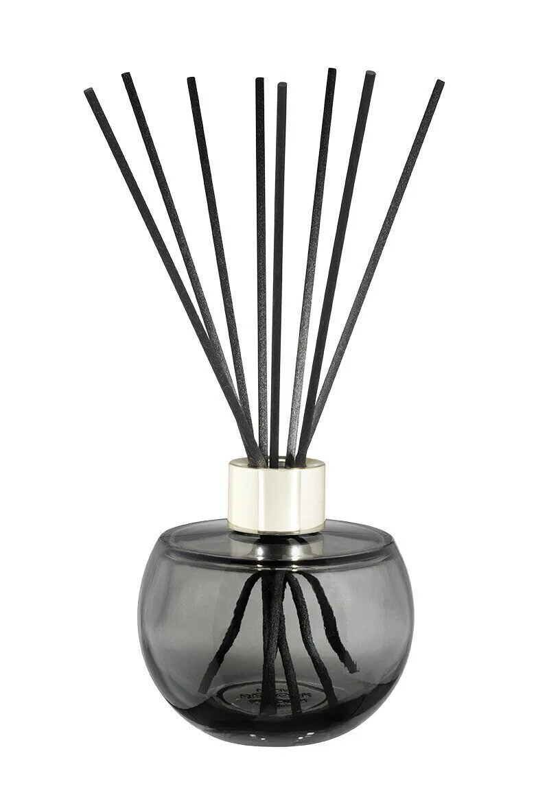 MB-BQT-HOLLY-GRIS-7486-OK Holly Grau - Pudriger Amber Raumduft Diffuser