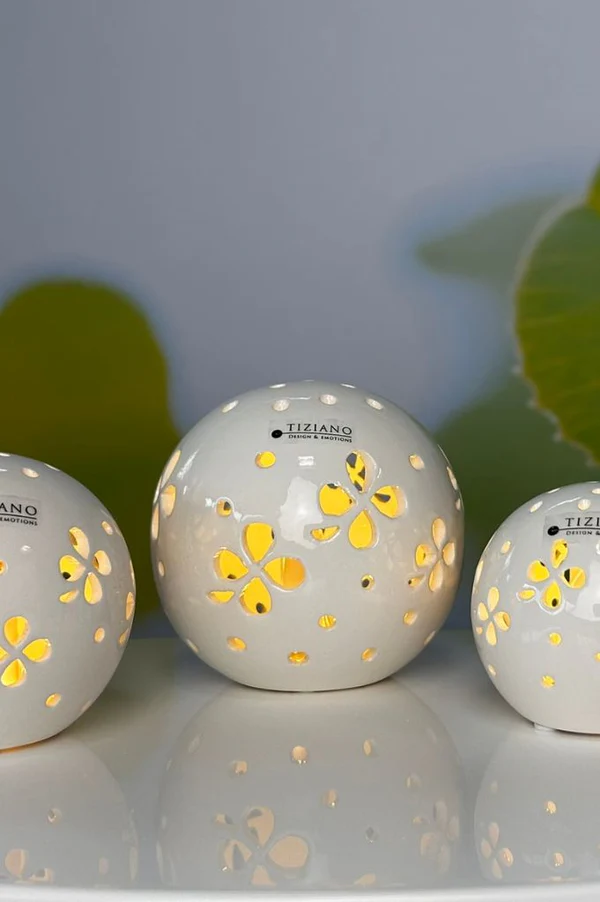 Lichtkugel Pallina Glücksblatt 8cm LED creme