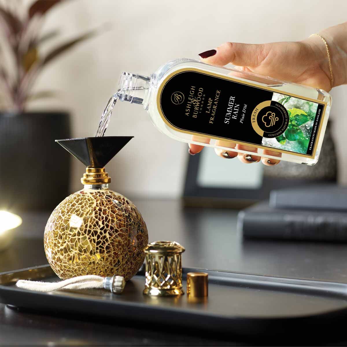 PFL1230-In-Use Summer Rain 250ml Duftlampenöl Nachfüller