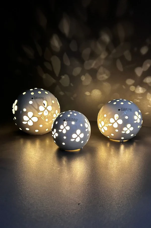 Lichtkugel Pallina Glücksblatt 8cm LED creme Lichtkugel Pallina Glücksblatt 8cm LED creme