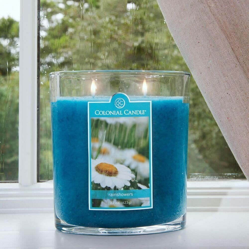 Rain Colonial Candle - Rainshowers 623g