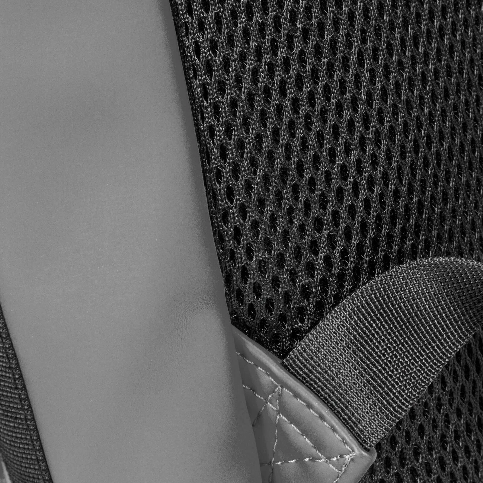 HVPuOvis Mart - New York Rolltop Rucksack anthrazit