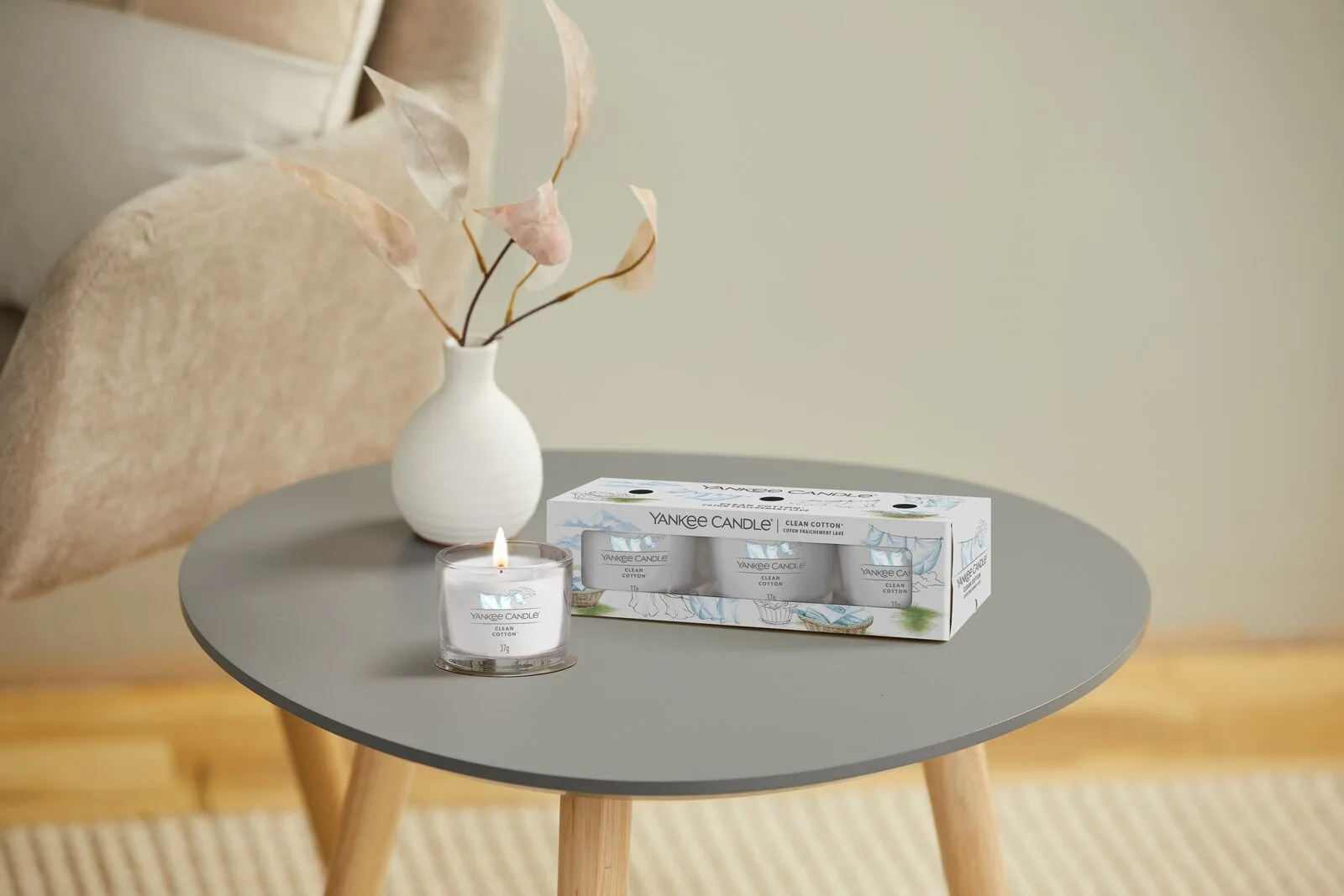 filled-votives_Set-1_Clean-Cotton Soft Blanket 37g Glasvotivkerze 3er Pack