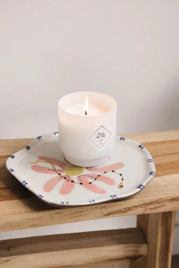 Blütentee - Fleur de Thé - Halskette mit cremefarbenen Perlen 200g Teller