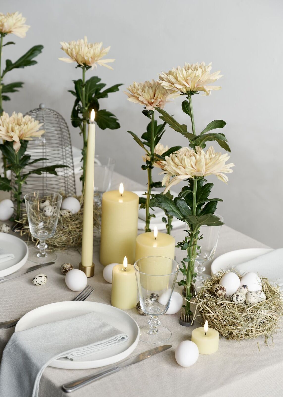 UYUNI-UL-TA-WY02332-2-UL-30801-UL-PI-WY78015-UL-PI-WY78020-UL-PI-WYM0506-UL-PI-WYM0503 Uyuni LED Stumpenkerze 5 x 7,5cm melted dusty green