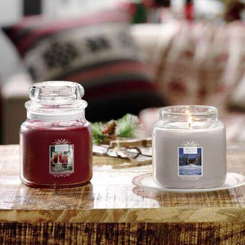 1623723E_GB_2 Candlelit Cabin 411g