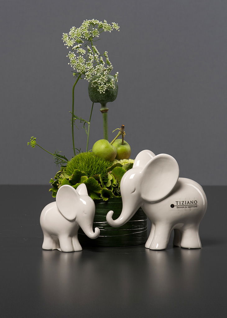 Elefant Leon stehend 19cm