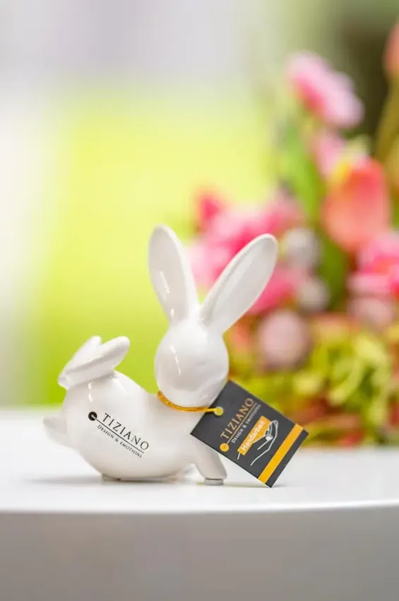 Hase Fabrio liegend creme 10cm